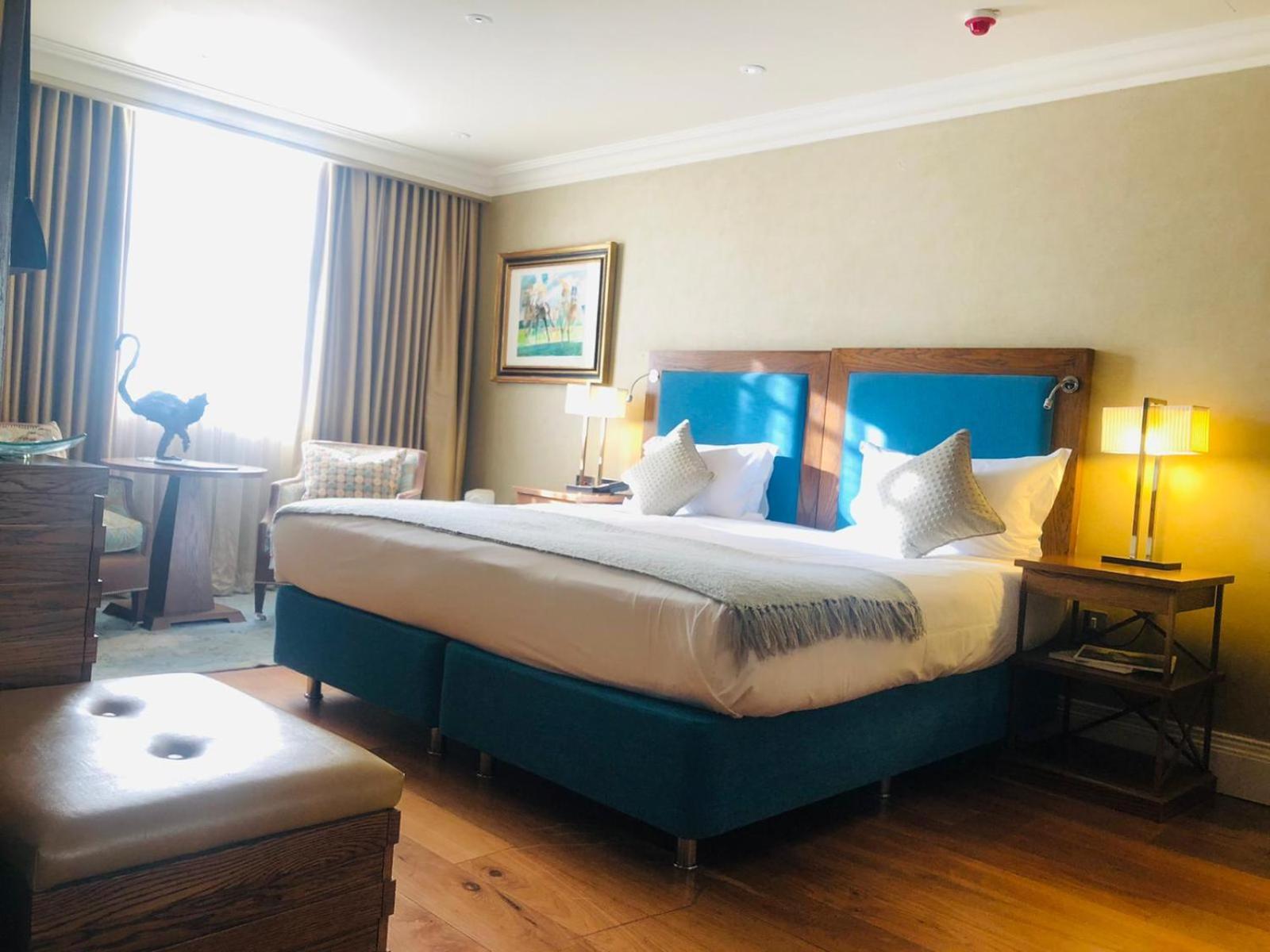 Отель The Roseate Ридинг Экстерьер фото A room at the hotel