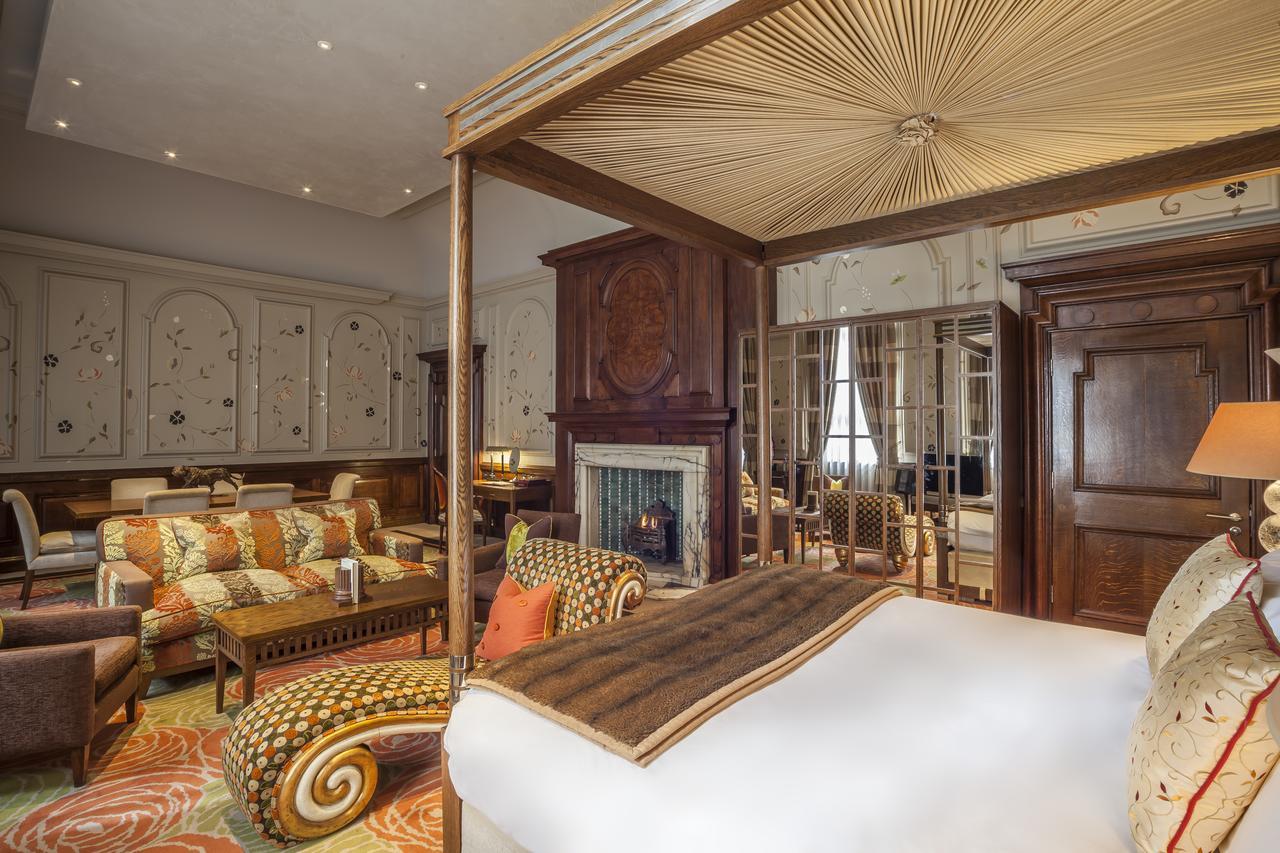 Отель The Roseate Ридинг Экстерьер фото The Imperial Suite